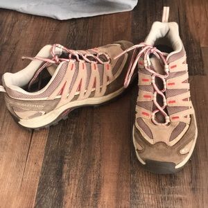 Solomon low rise hiking shoes